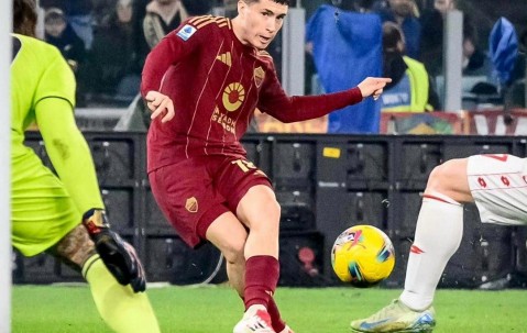 九游体育官方网站-罗马主场大胜晋级，成功跻身八强 